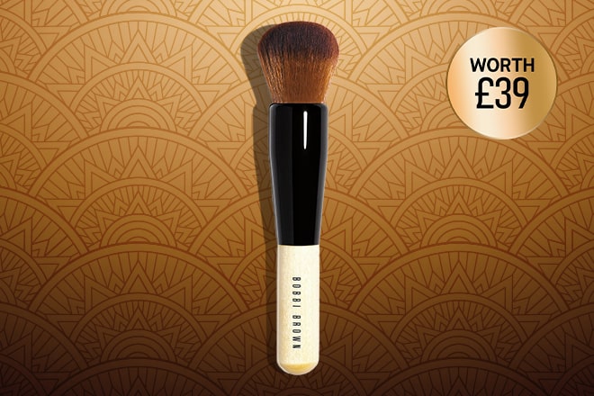 Bobbi Brown full-size full coverage face brush